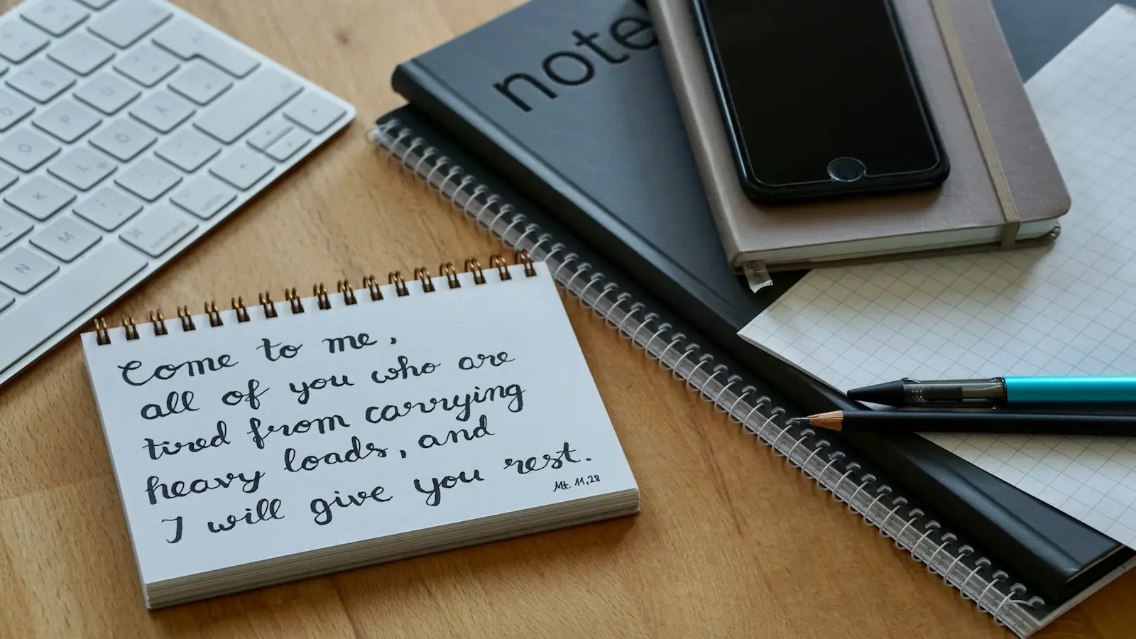 Daily Leaf motivational mobile app preview